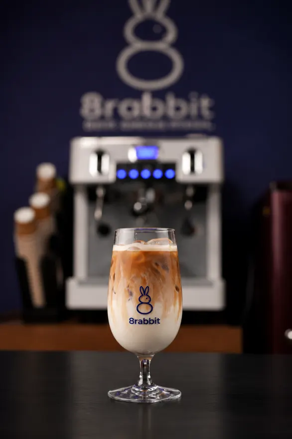 Iced Caramel Macchiato